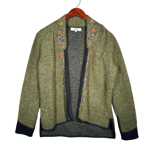 SIMPLY NATURAL DESIGNS Alina Baby Alpaca Embroidered Floral Boucle Knit Cardigan - Picture 7 of 15